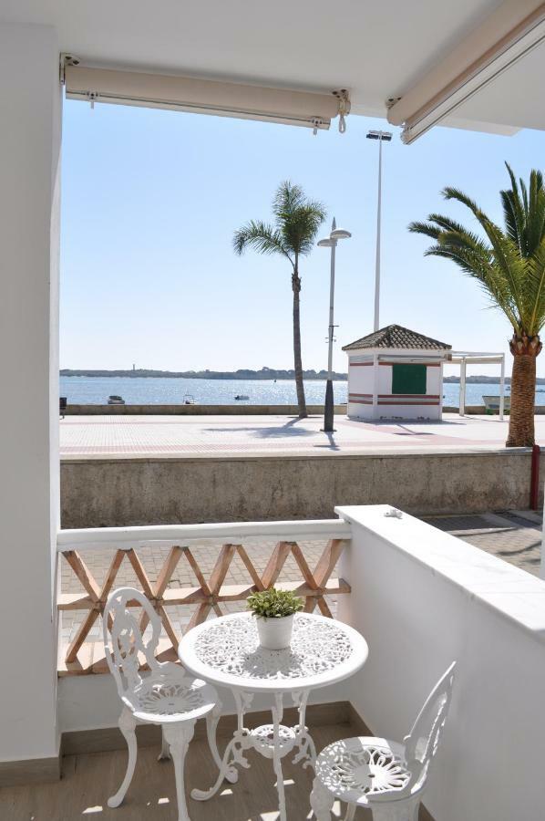 Apartamentos En Paseo Maritimo إل رومبيدو المظهر الخارجي الصورة