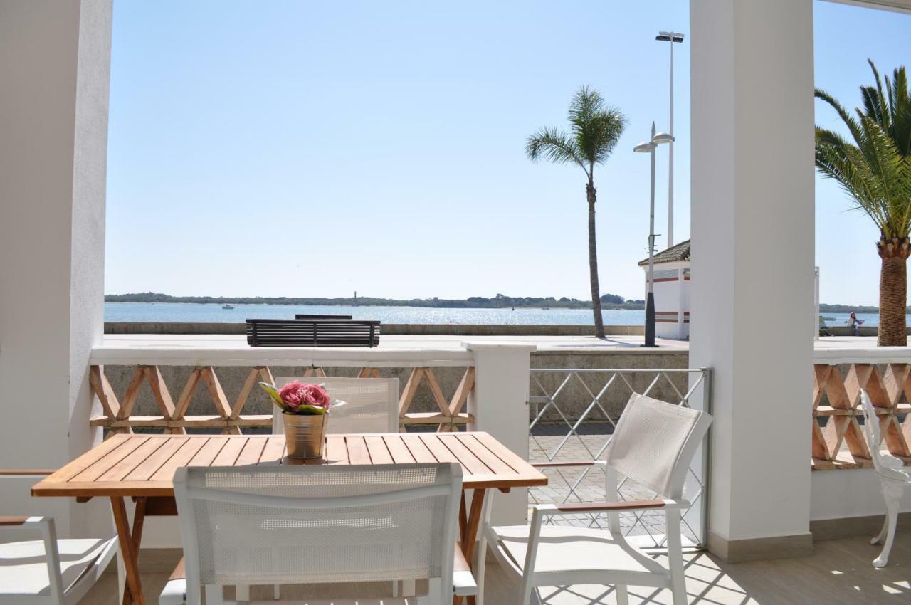 Apartamentos En Paseo Maritimo إل رومبيدو المظهر الخارجي الصورة